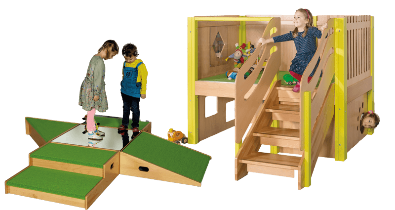 Spielburg und Podestlandschaft aus dem Möbelwerk Niesky
